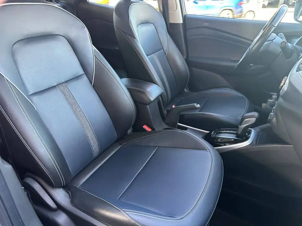 CHEVROLET Tracker - Foto
