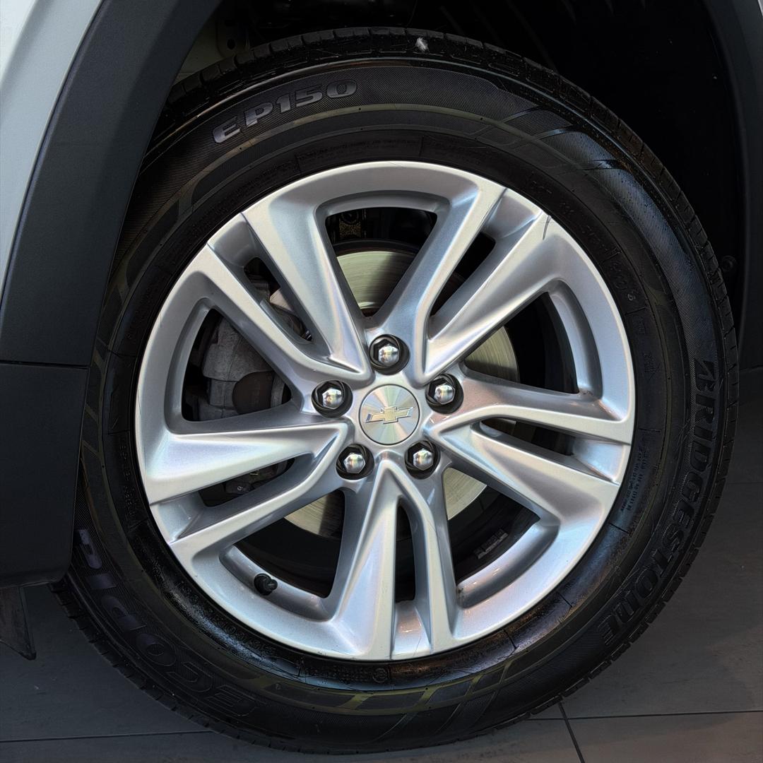 CHEVROLET Tracker - Foto