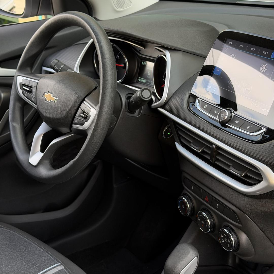 CHEVROLET Tracker - Foto