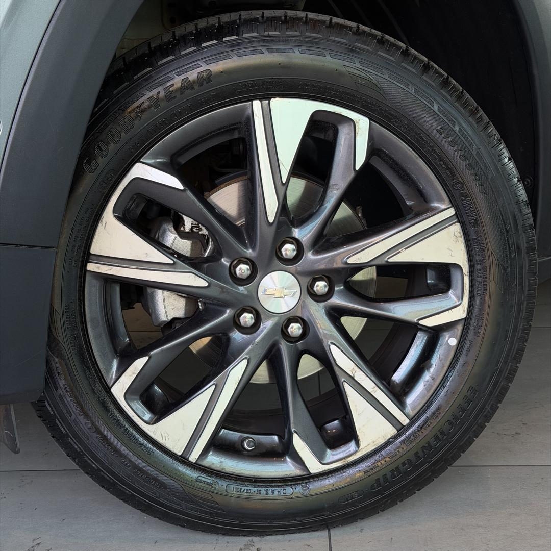 CHEVROLET Tracker - Foto