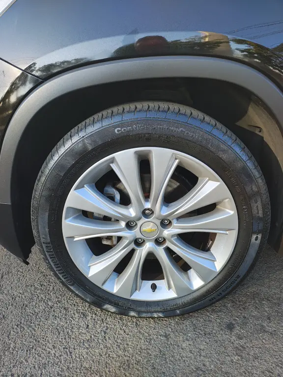 CHEVROLET Tracker - Foto