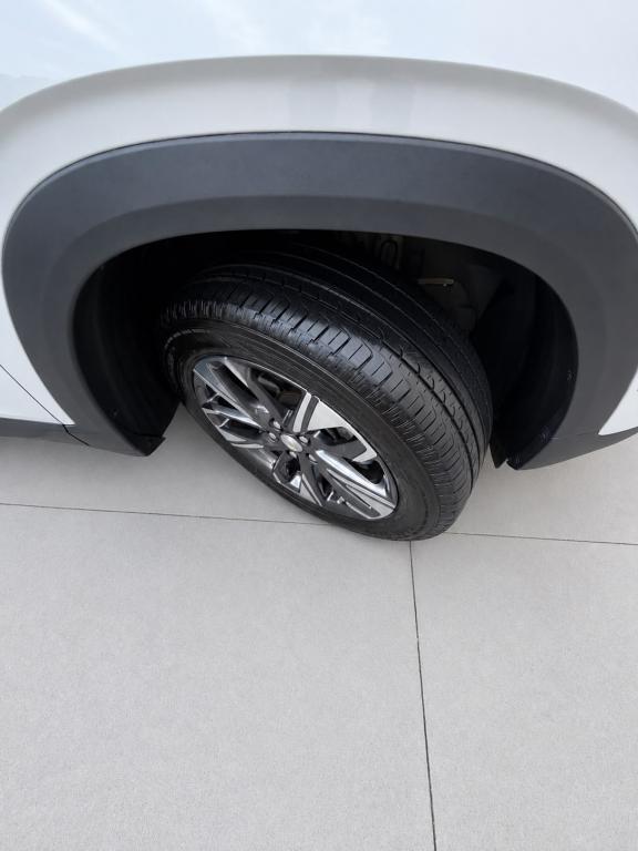 CHEVROLET Tracker - Foto