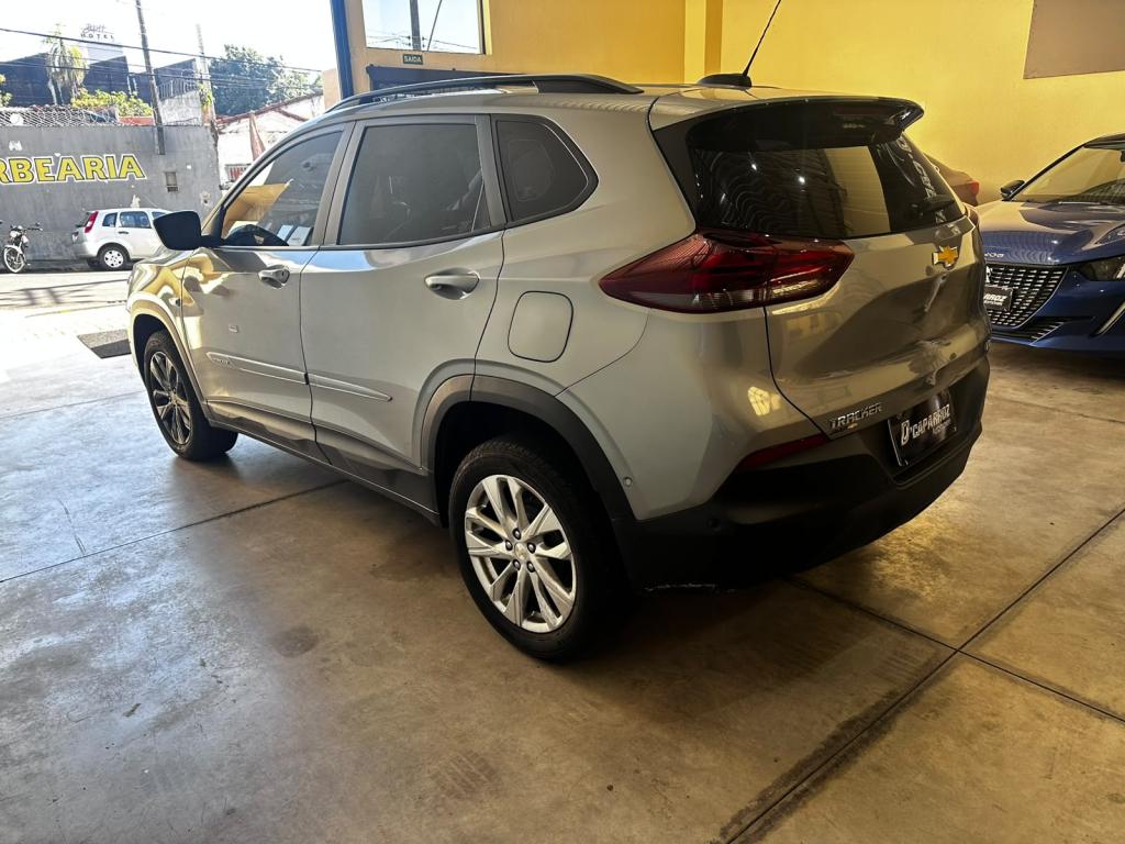 CHEVROLET Tracker - Foto