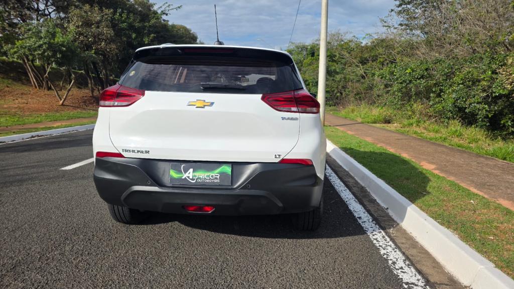 CHEVROLET Tracker - Foto