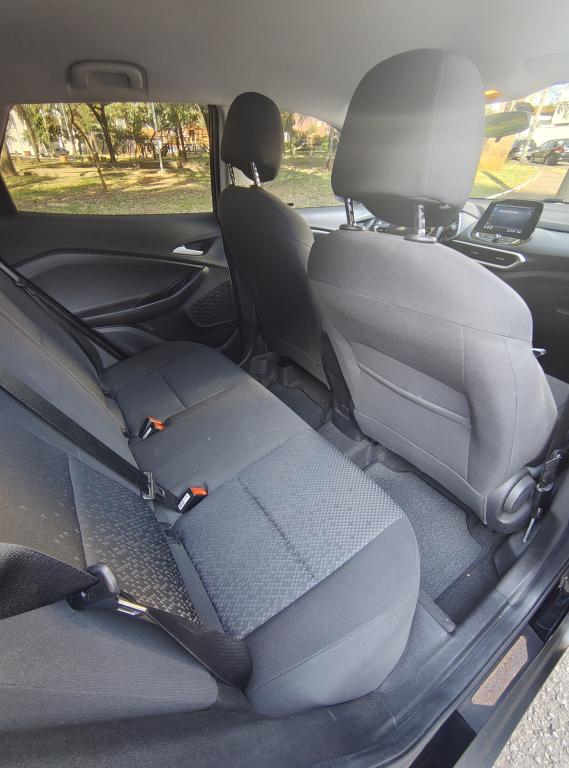 CHEVROLET Tracker - Foto