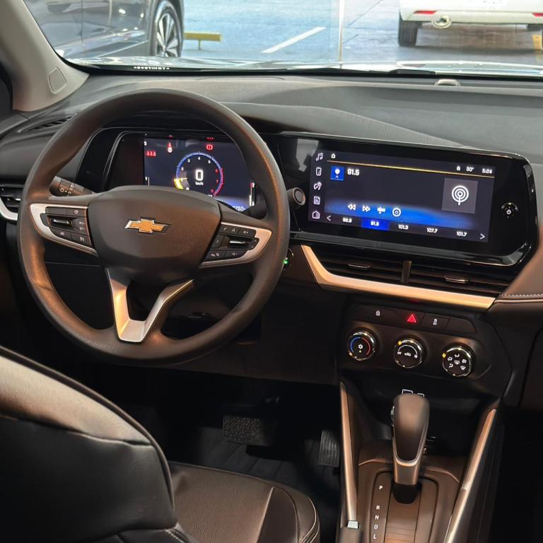 CHEVROLET Tracker - Foto