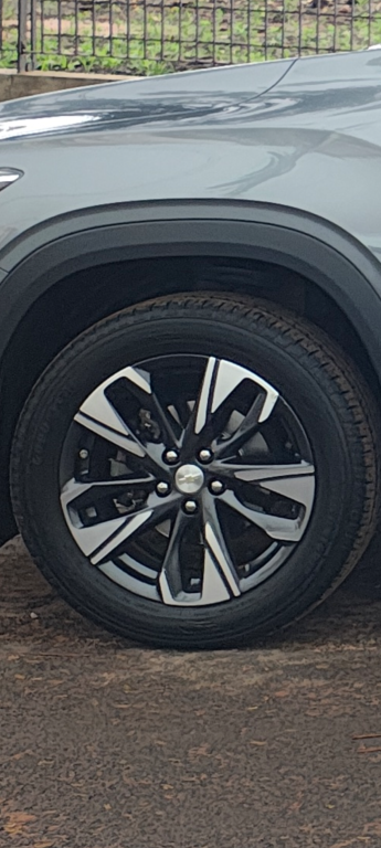CHEVROLET Tracker - Foto
