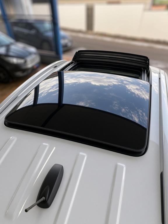 CHEVROLET Tracker - Foto