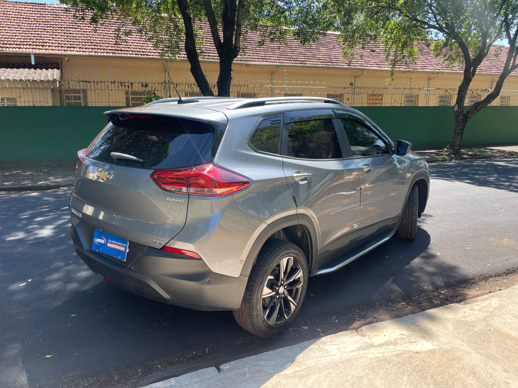 CHEVROLET Tracker - Foto