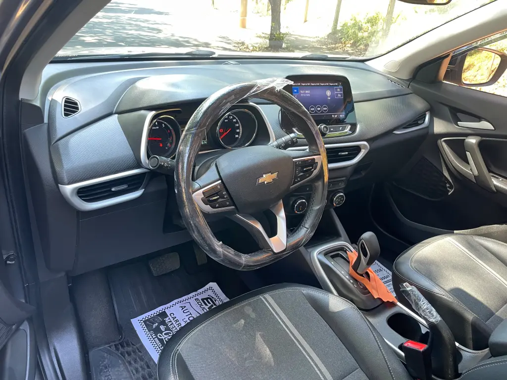 CHEVROLET Tracker - Foto