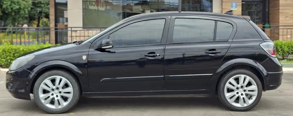 CHEVROLET Vectra Hatch - Foto