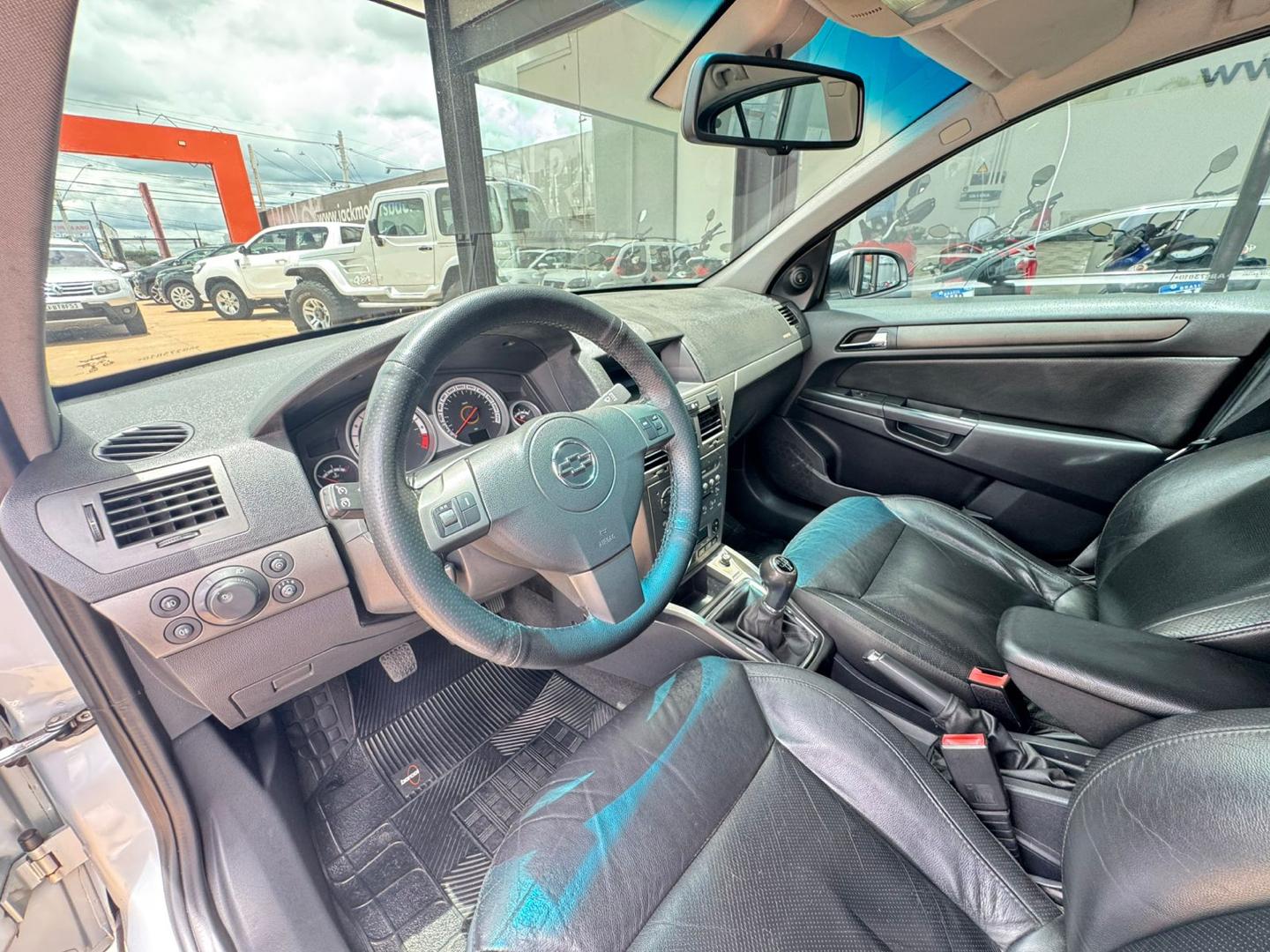 CHEVROLET Vectra Hatch - Foto