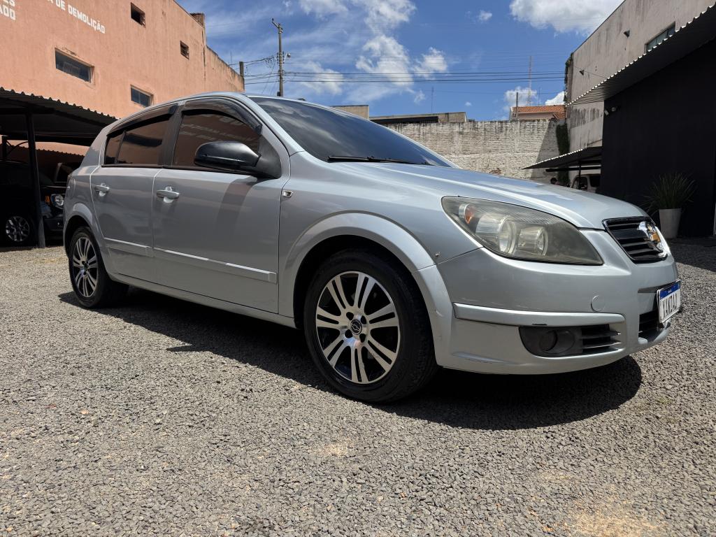 CHEVROLET Vectra Hatch - Foto