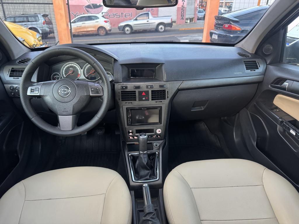 CHEVROLET Vectra Hatch - Foto