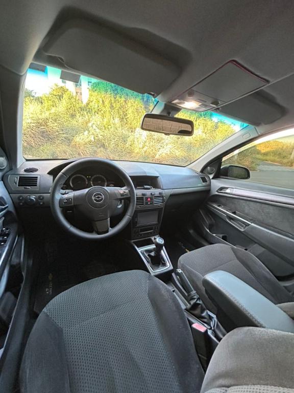 CHEVROLET Vectra Hatch - Foto