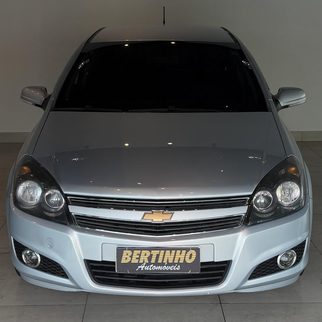 CHEVROLET Vectra Hatch - Foto