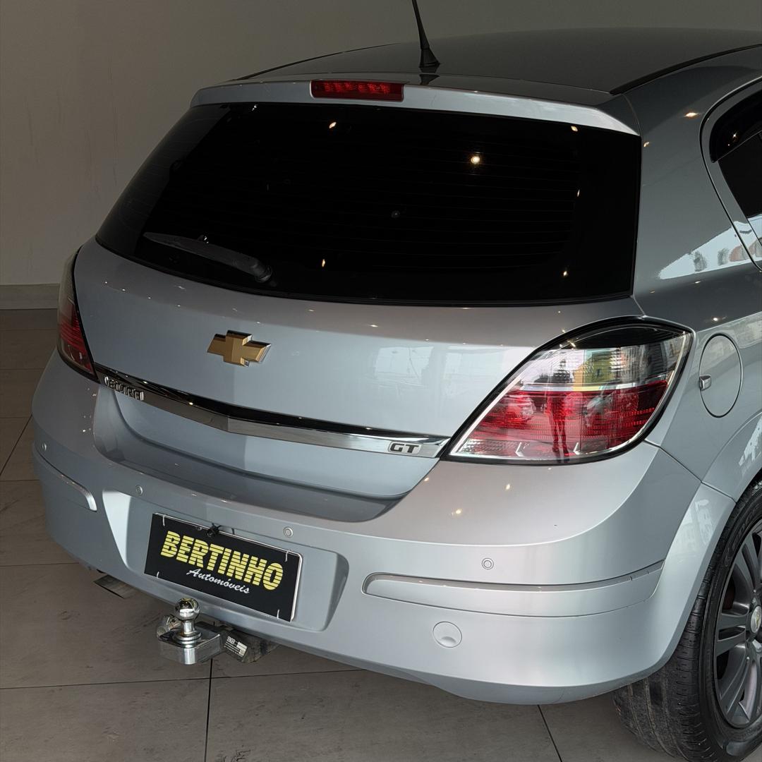 CHEVROLET Vectra Hatch - Foto
