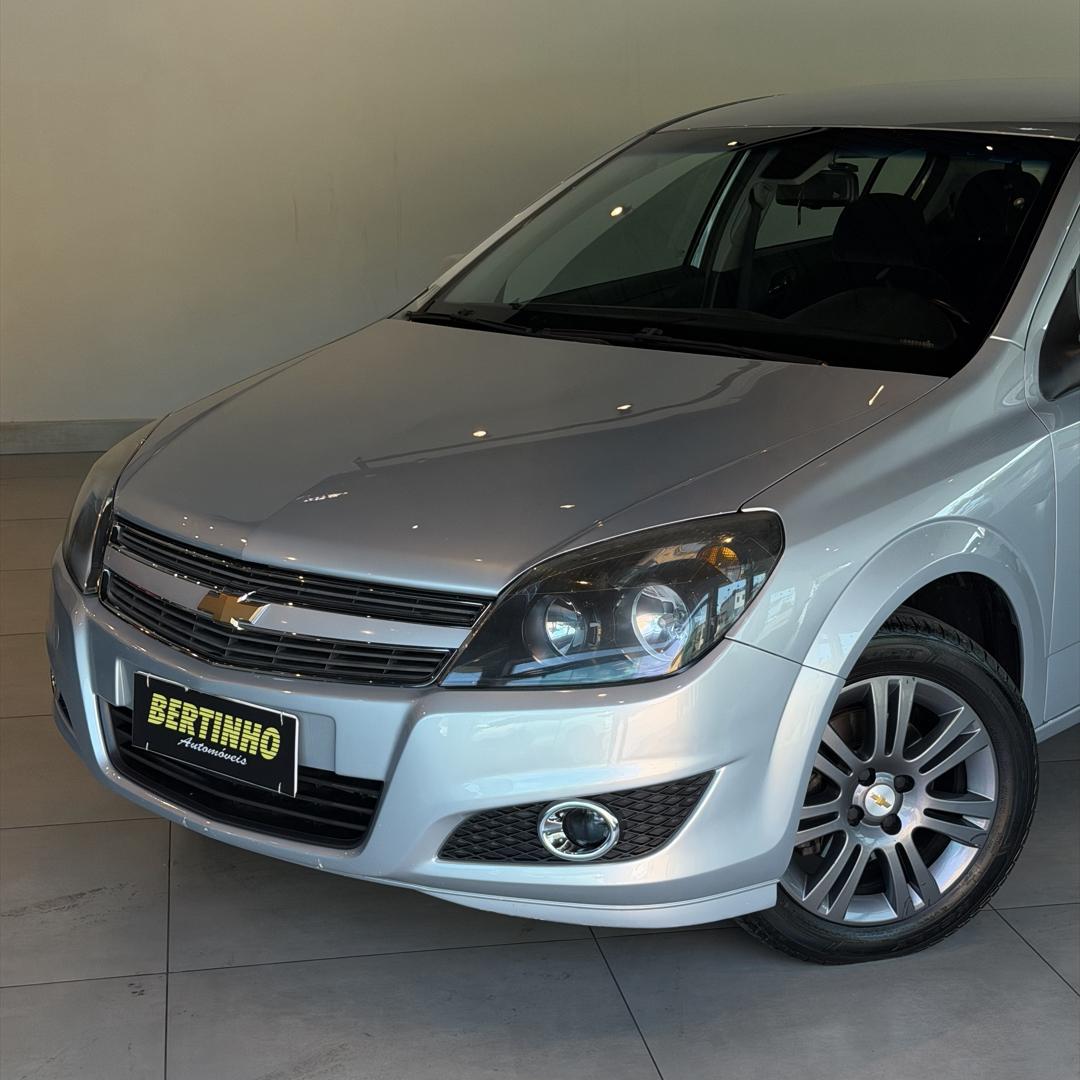 CHEVROLET Vectra Hatch - Foto