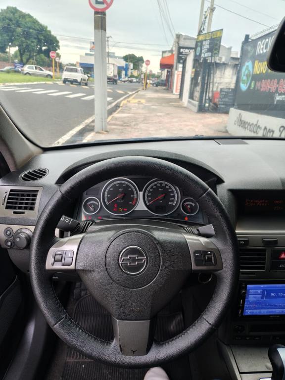CHEVROLET Vectra Hatch - Foto