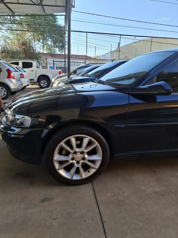 CHEVROLET Vectra Sedan - Foto