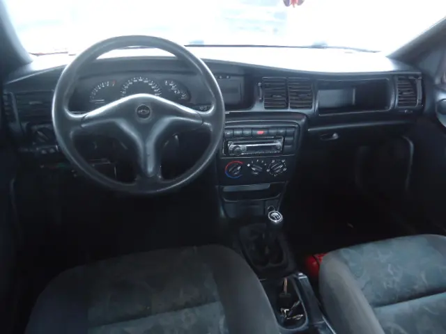 CHEVROLET Vectra Sedan - Foto