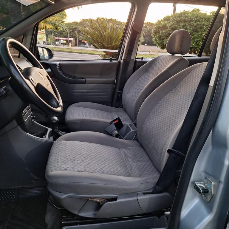 CHEVROLET Zafira - Foto