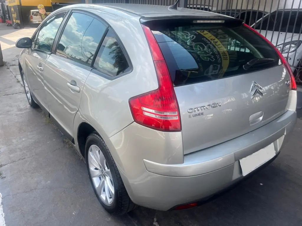 CITROEN C4 Hatch - Foto
