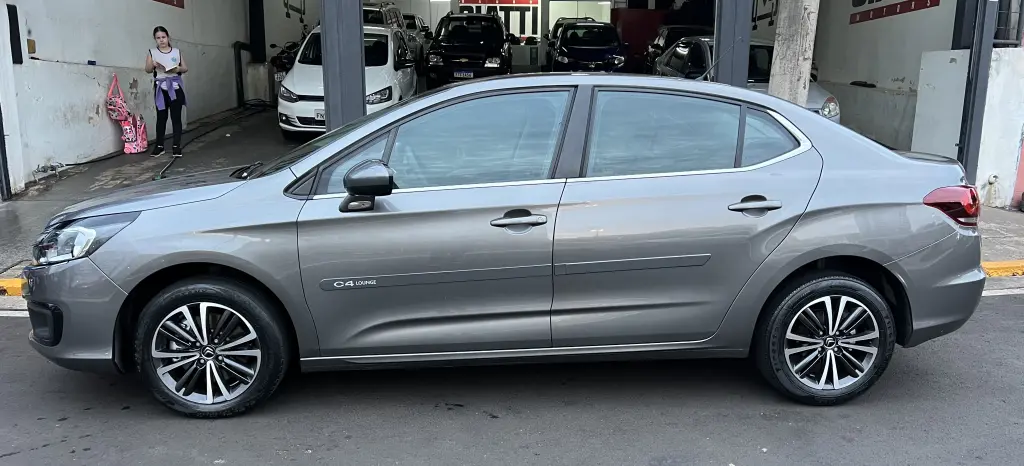 CITROEN C4 Sedan - Foto