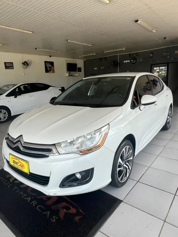 CITROEN C4 Sedan - Foto