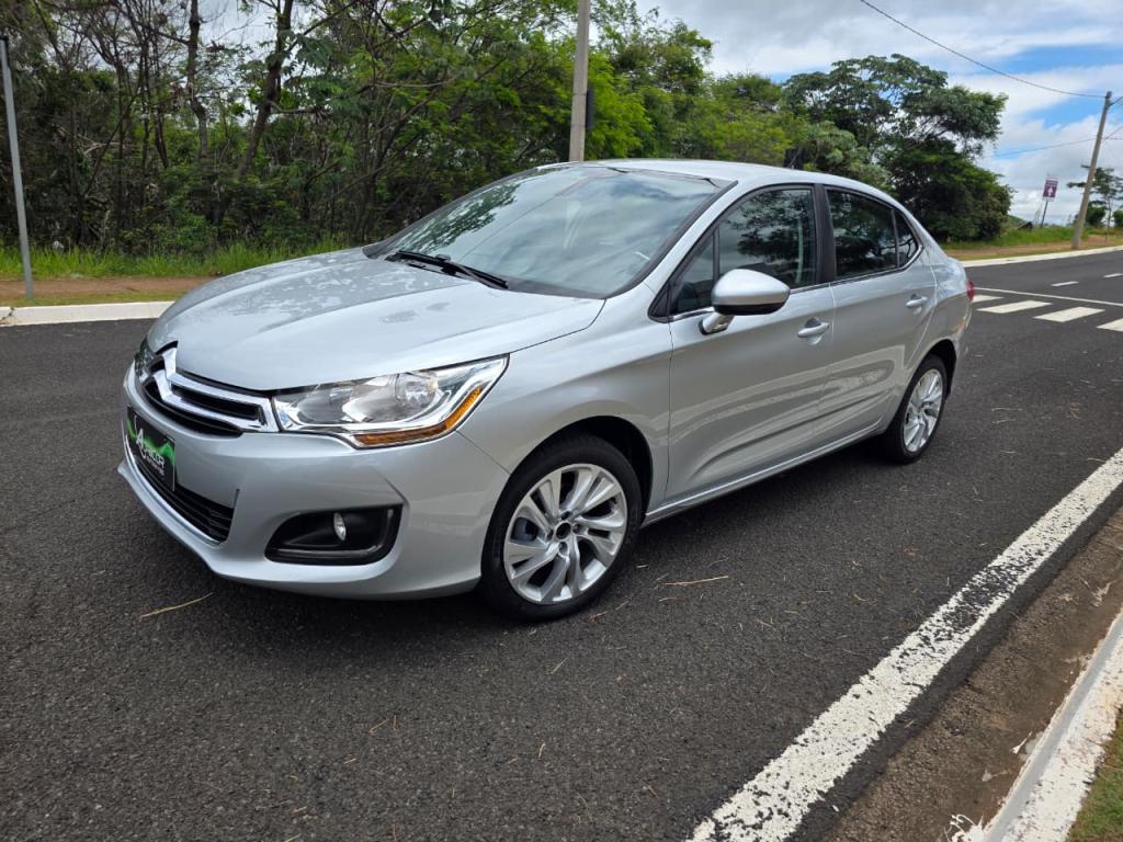 CITROEN C4 Sedan - Foto