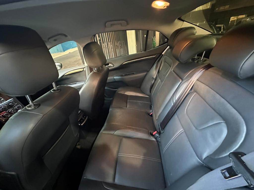 CITROEN C4 Sedan - Foto