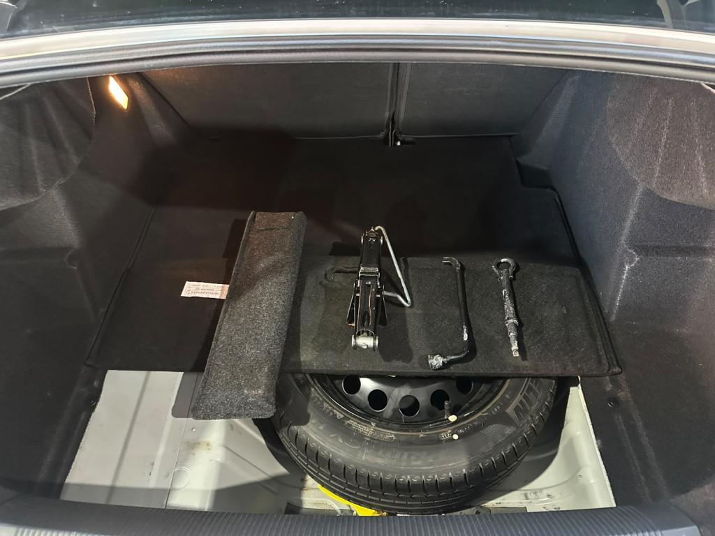 CITROEN C4 Sedan - Foto