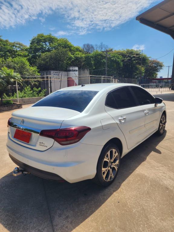 CITROEN C4 Sedan - Foto