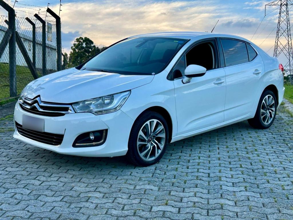 CITROEN C4 Sedan - Foto