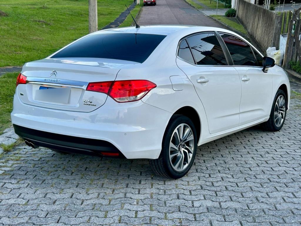 CITROEN C4 Sedan - Foto