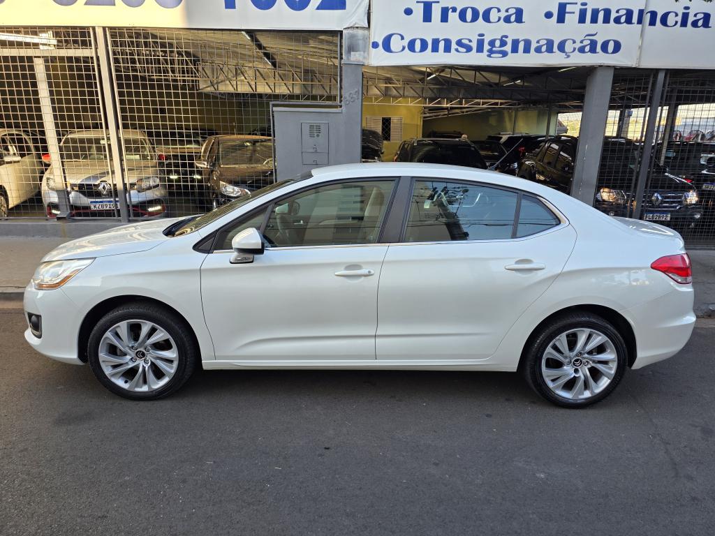 CITROEN C4 Sedan - Foto