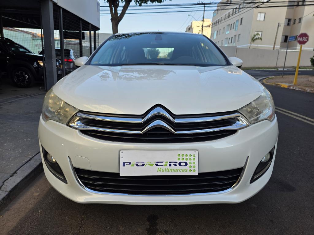 CITROEN C4 Sedan - Foto