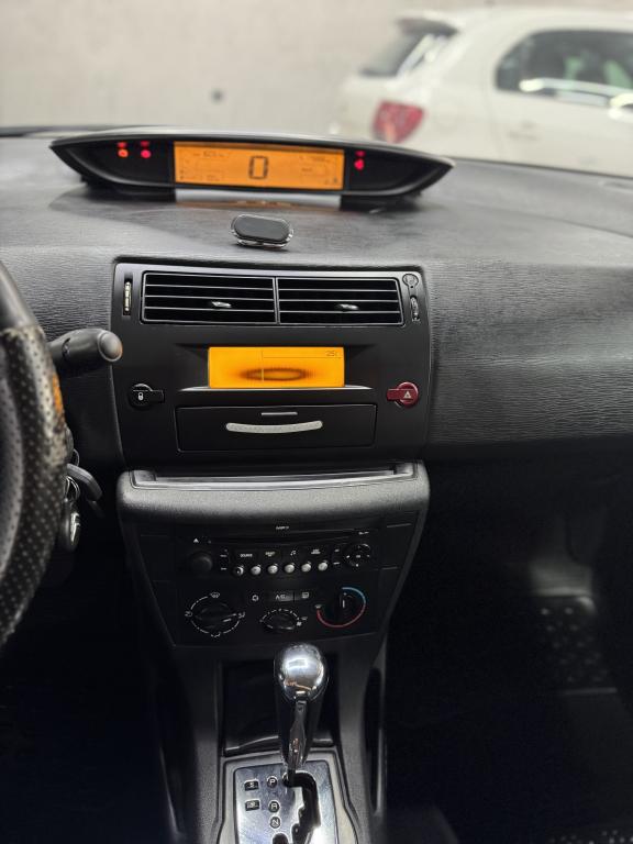 CITROEN C4 Sedan - Foto