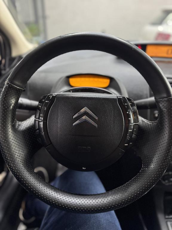 CITROEN C4 Sedan - Foto