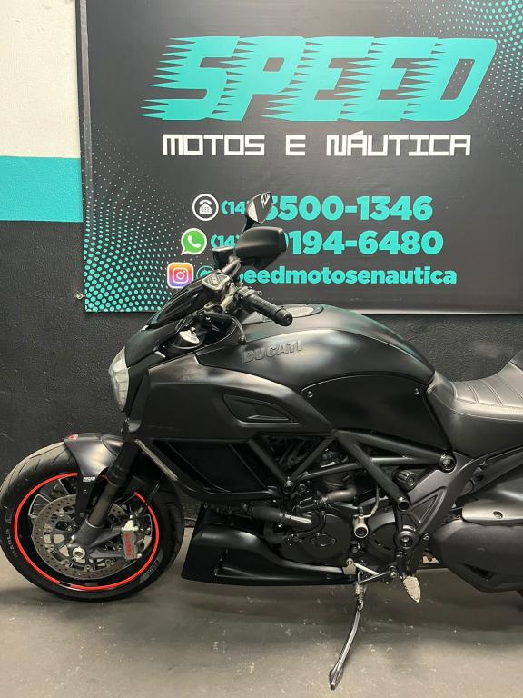 DUCATI Diavel 1200 - Foto