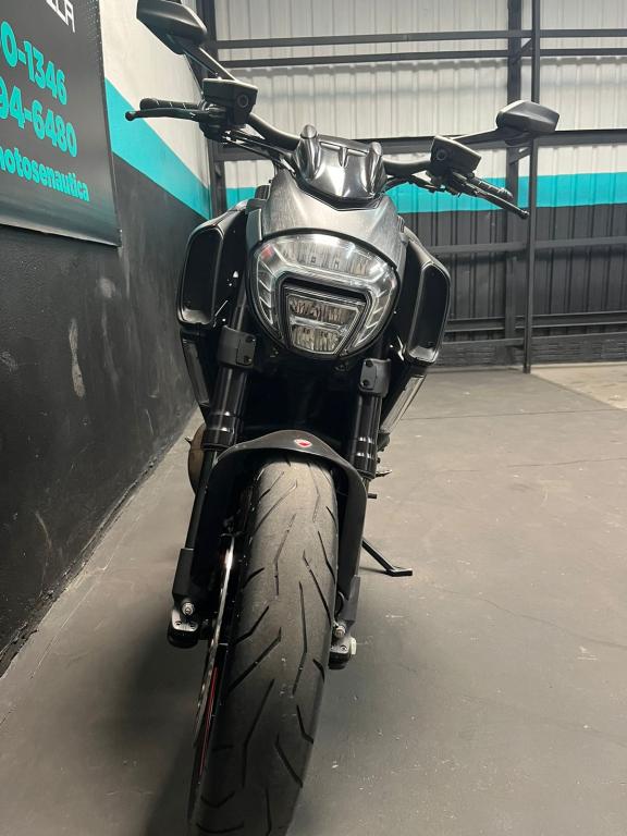 DUCATI Diavel 1200 - Foto