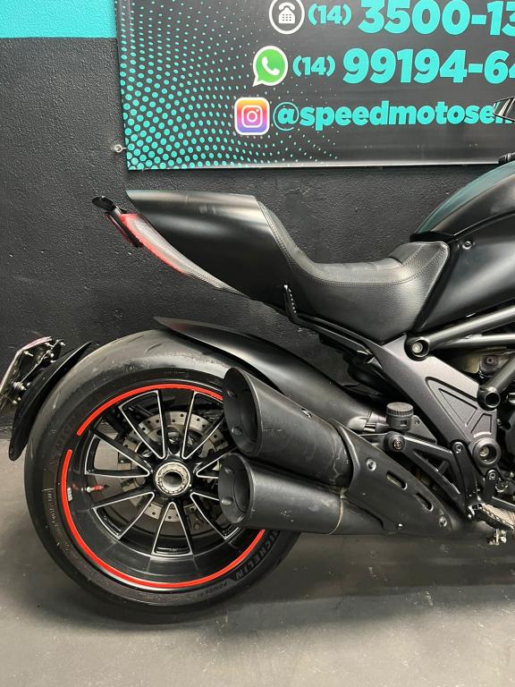 DUCATI Diavel 1200 - Foto