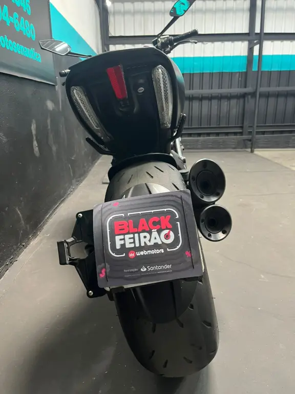 DUCATI Diavel 1200 - Foto