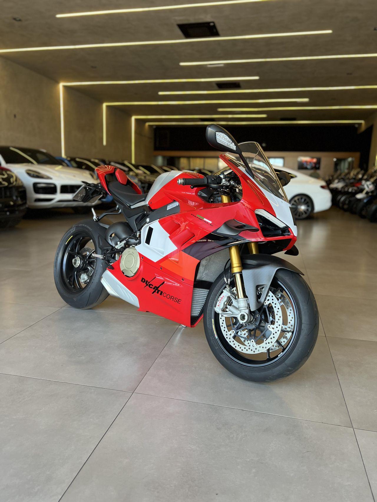DUCATI Panigale 1100 V4