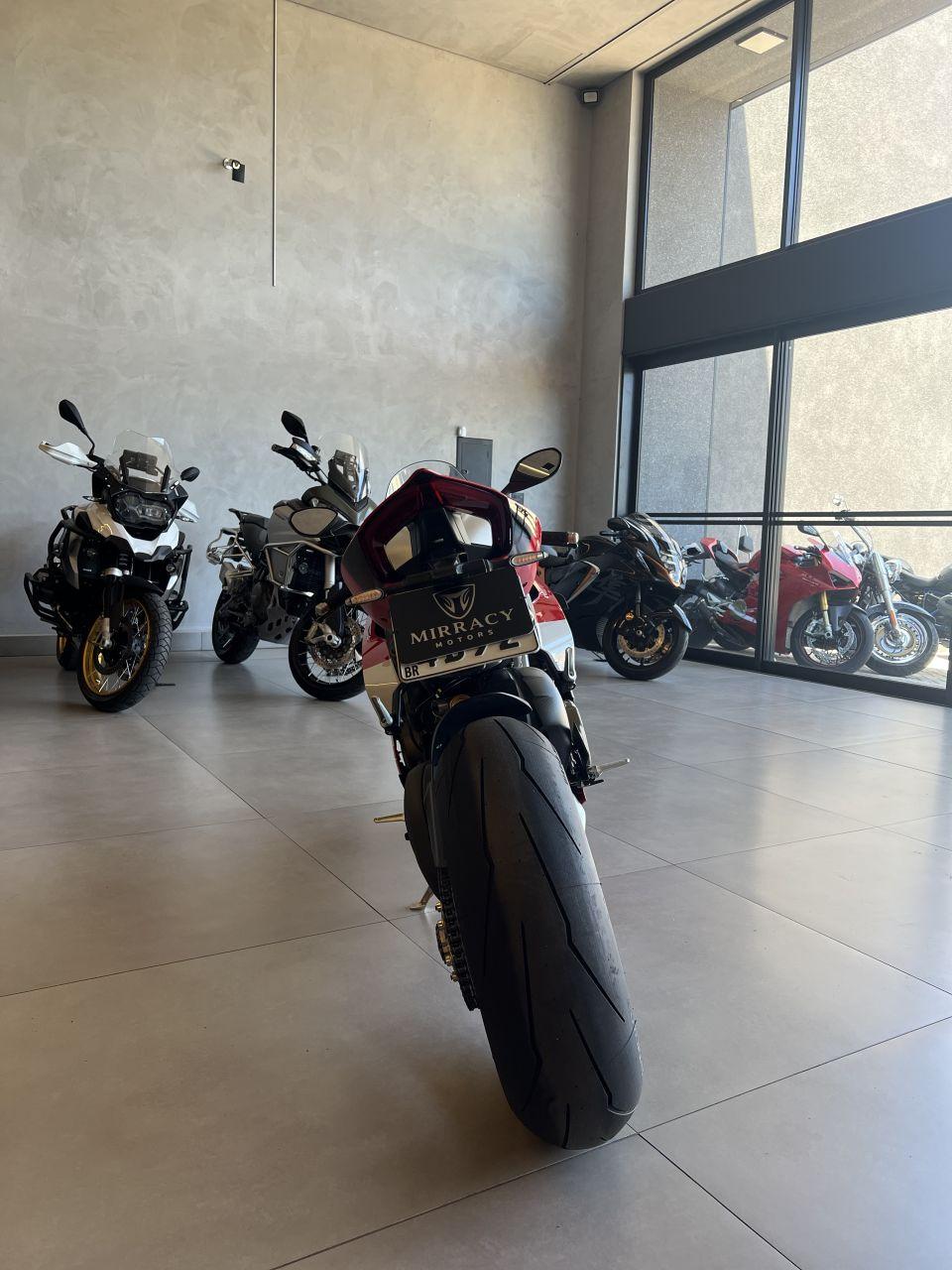 DUCATI Panigale 1100 V4 - Foto