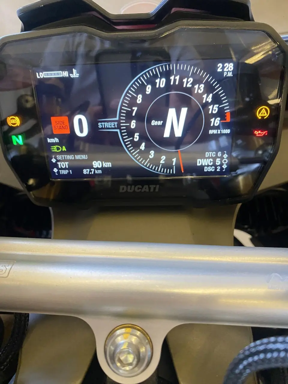 DUCATI Panigale 1100 V4 - Foto