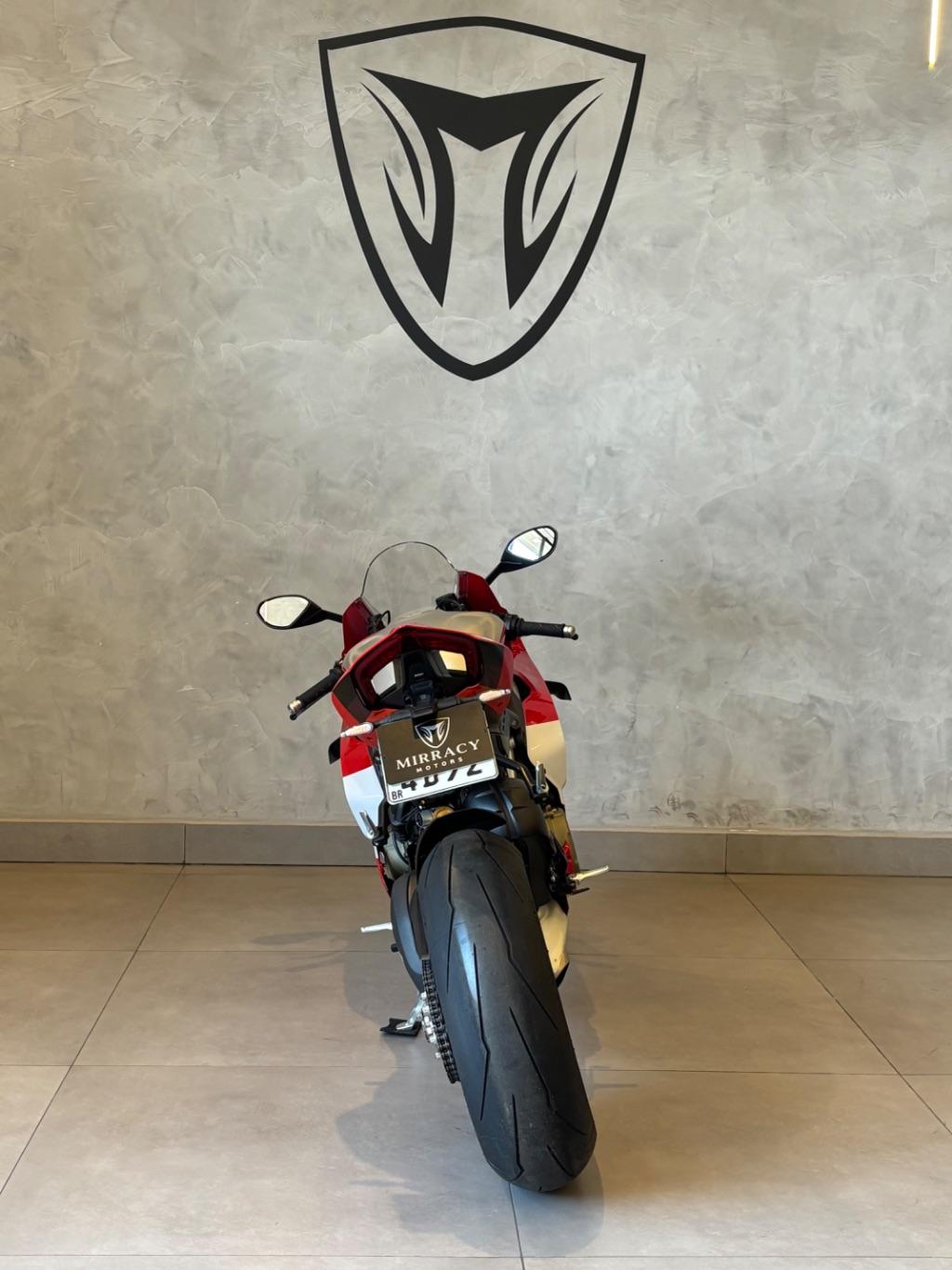 DUCATI Panigale 1100 V4 - Foto