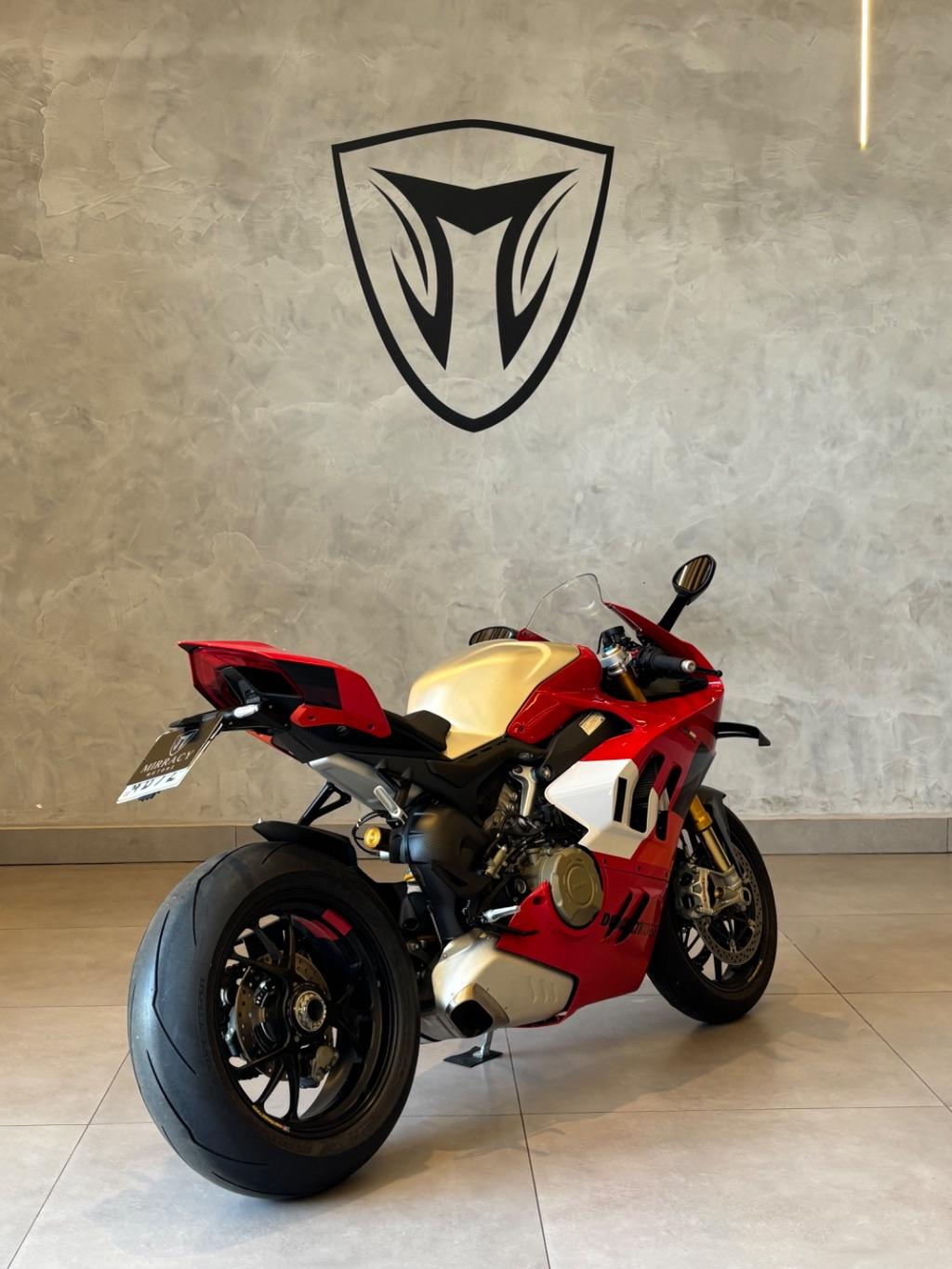 DUCATI Panigale 1100 V4 - Foto