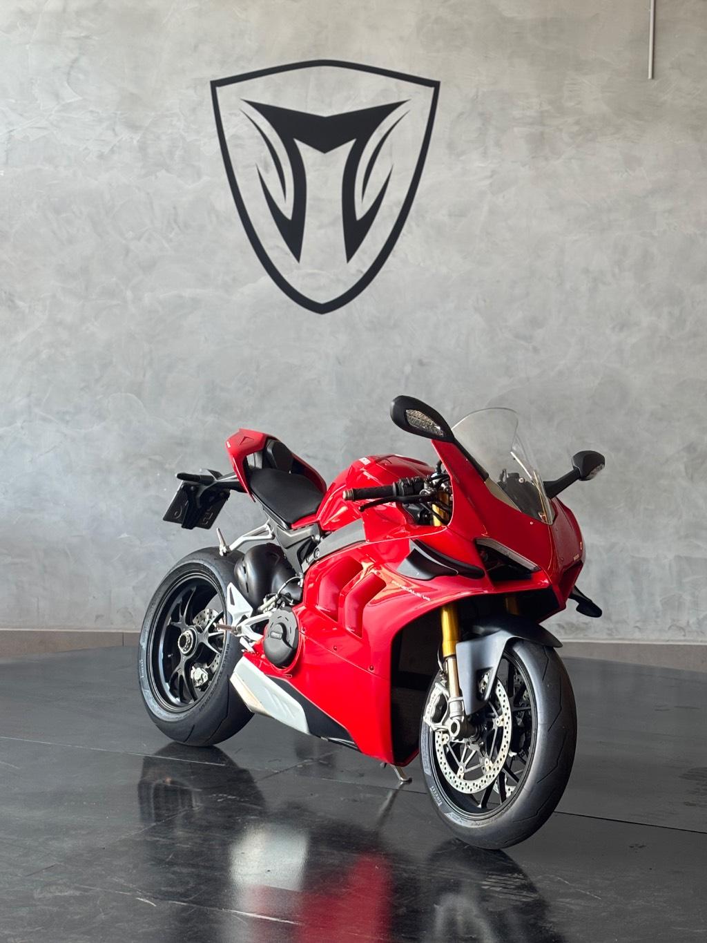 DUCATI Panigale 1100 V4 - Foto
