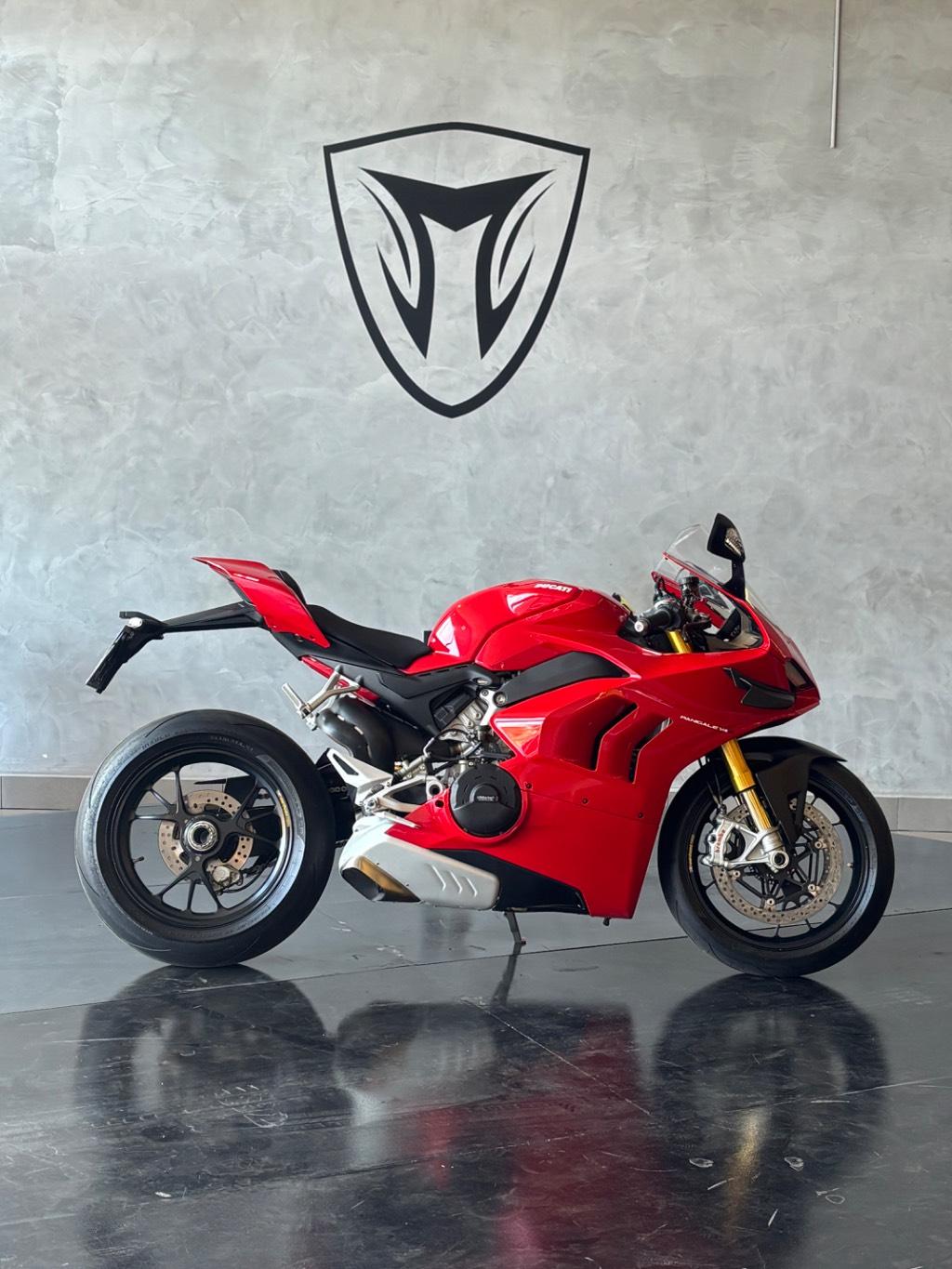 DUCATI Panigale 1100 V4 - Foto